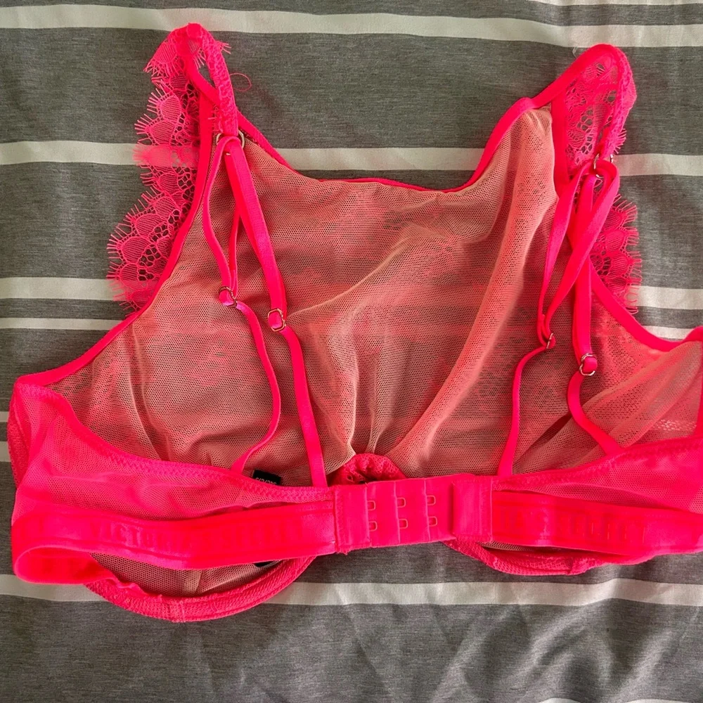 NWT Victorias Secret Hot‎ Pink Halter Sheer Lace Underwire Bra 34C